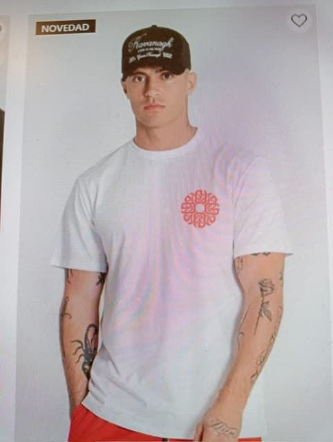 Camiseta Negra Rotate Precio de venta - Imagen 3
